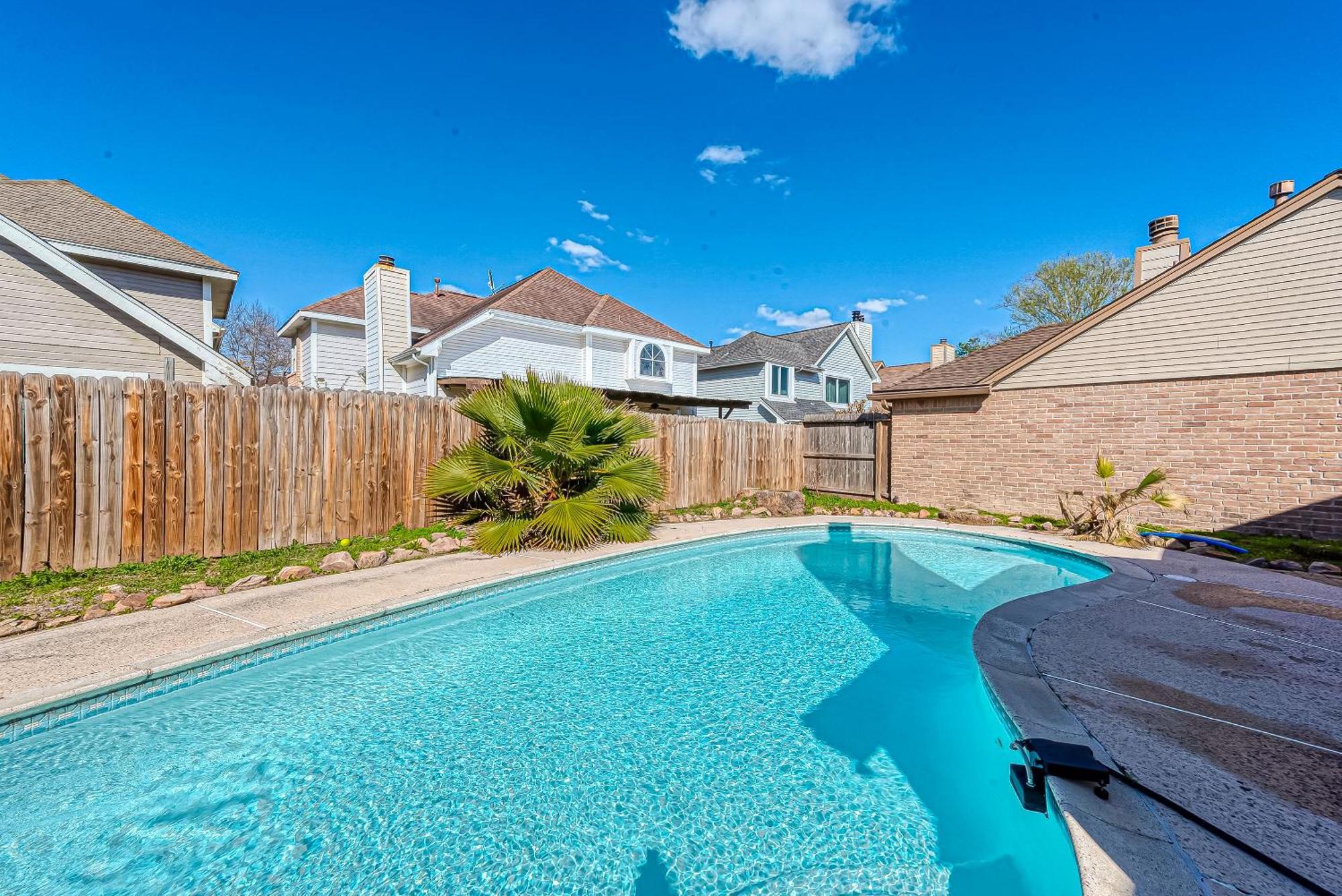 Beat The Heat In Katy Tx - Arcade Room & Pool Houston Bagian luar foto